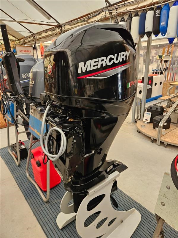 Mercury F40 PRO